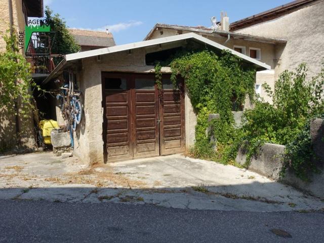 Locale Commerciale in vendita a Comunità della Val di Non, Campodenno