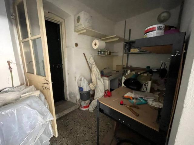 Box in vendita a Campomorone, Liguria