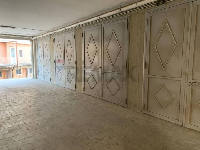 Box in vendita a Piano Tavola, Camporotondo Etneo