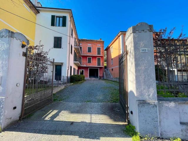 Box in vendita a Piemonte, Asti