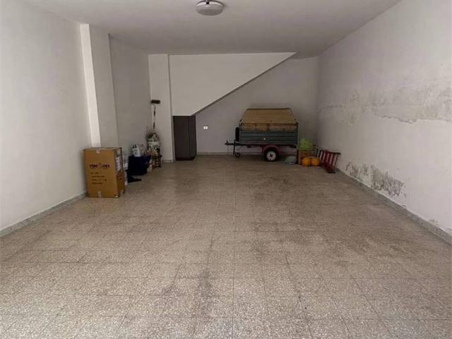 Box in vendita a Puglia, Barletta-andria-trani