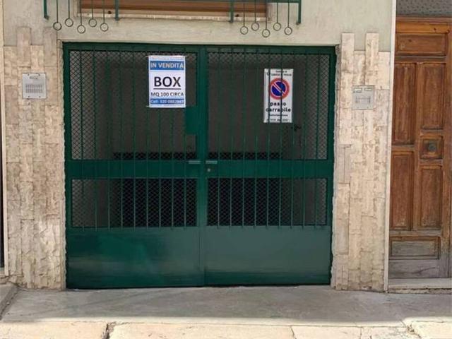 Box in vendita a Puglia, Barletta-andria-trani