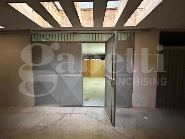 Box in vendita a Puglia, Barletta-andria-trani