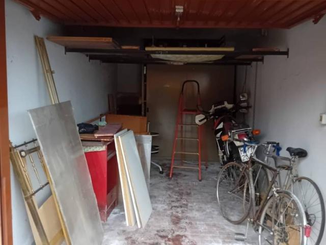 Box in vendita a Villaggio Trieste, Cantù