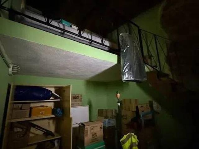 Box in vendita a Capranica, Lazio