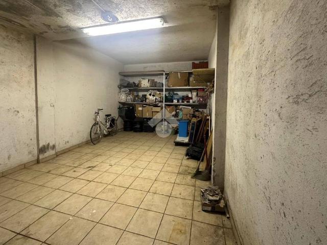 Box in vendita a Capriate San Gervasio, Lombardia