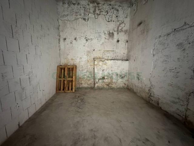 Box in vendita a Capua, Campania
