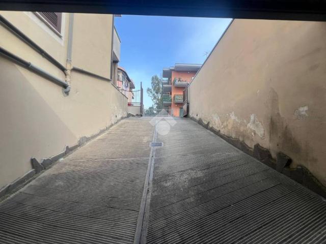 Box in vendita a Carinaro, Campania