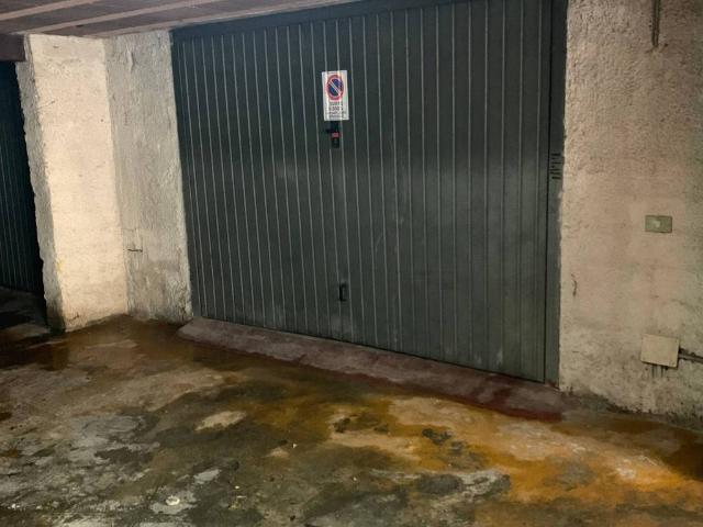 Box in vendita a Carini, Sicilia