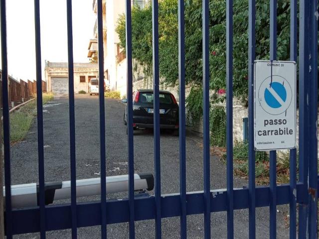 Box in vendita a Carlentini, Sicilia