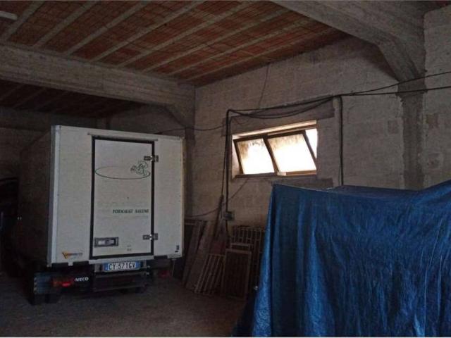 Box in vendita a Puglia, Brindisi