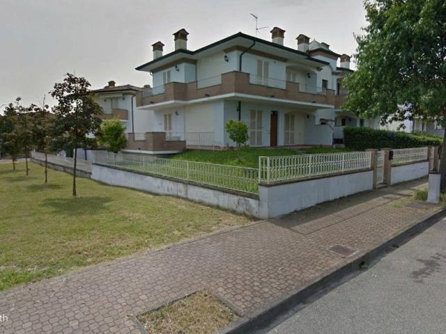 Box in vendita a Carpaneto Piacentino, Reggio Emilia