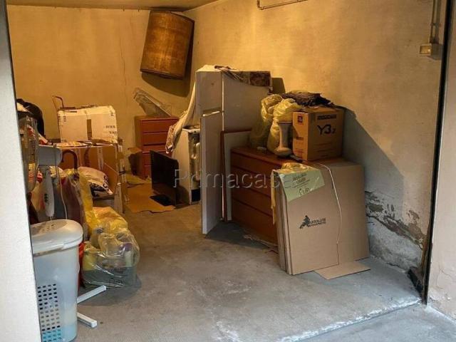 Box in vendita a Carpi, Modena