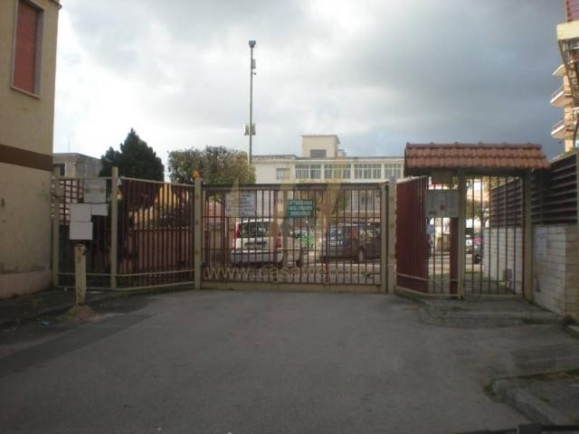 Box in vendita a Casagiove, Campania