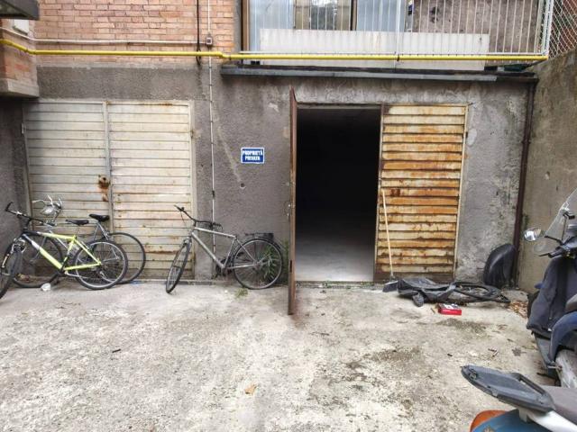 Box in vendita a Unione dei comuni Valli del Reno, Lavino e Samoggia, Casalecchio Di Reno