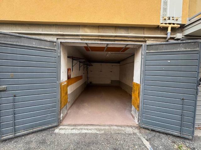 Box in vendita a Unione dei comuni Valli del Reno, Lavino e Samoggia, Casalecchio Di Reno