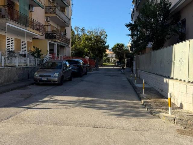 Box in vendita a Casalnuovo di Napoli, Napoli