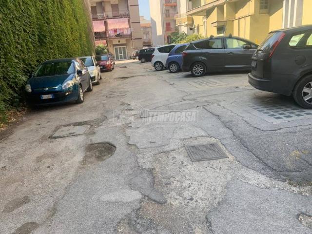 Box in vendita a Casalnuovo Di Napoli, Campania