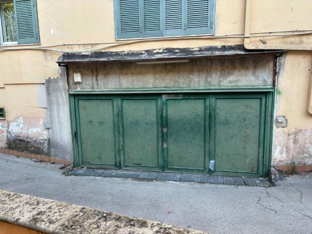 Box in vendita a Casalnuovo Di Napoli, Campania