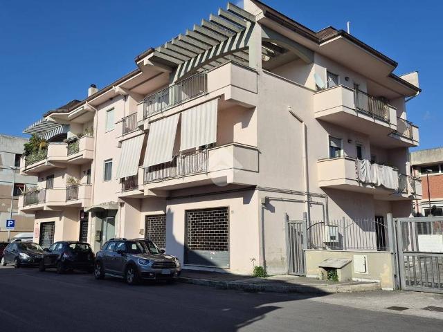 Box in vendita a Casapulla, Campania