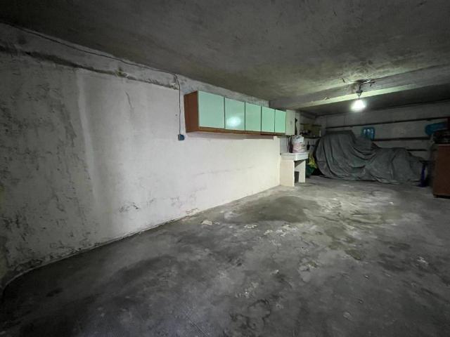 Box in vendita a Caserta, Campania
