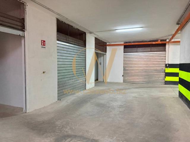 Box in vendita a Caserta, Campania