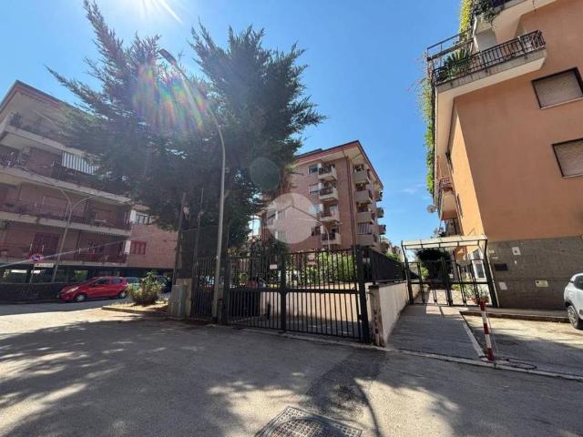 Box in vendita a San Benedetto, Caserta