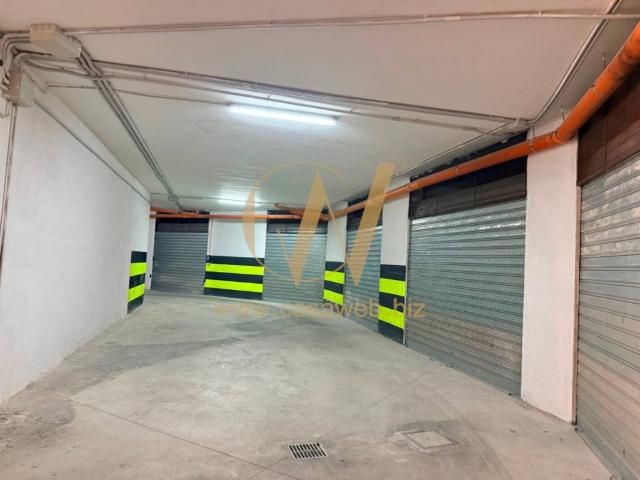 Box in vendita a Caserta, Campania