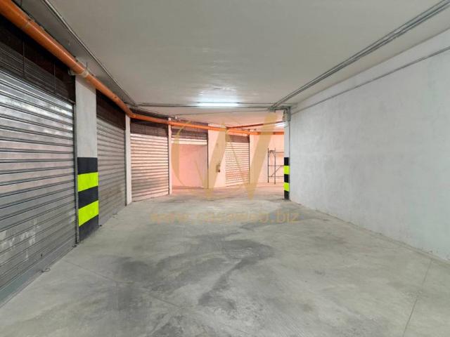 Box in vendita a Caserta, Campania