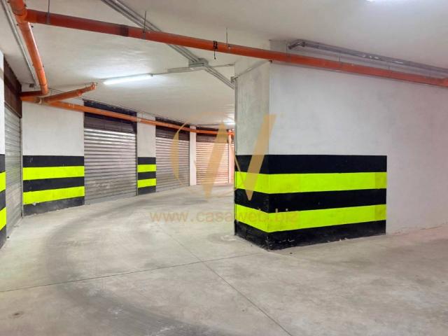 Box in vendita a Caserta, Campania