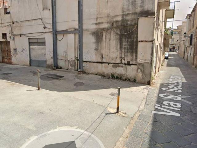 Box in vendita a Casoria, Campania