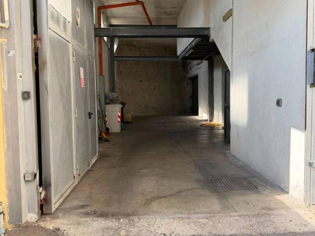 Box in vendita a Cittadella, Casoria