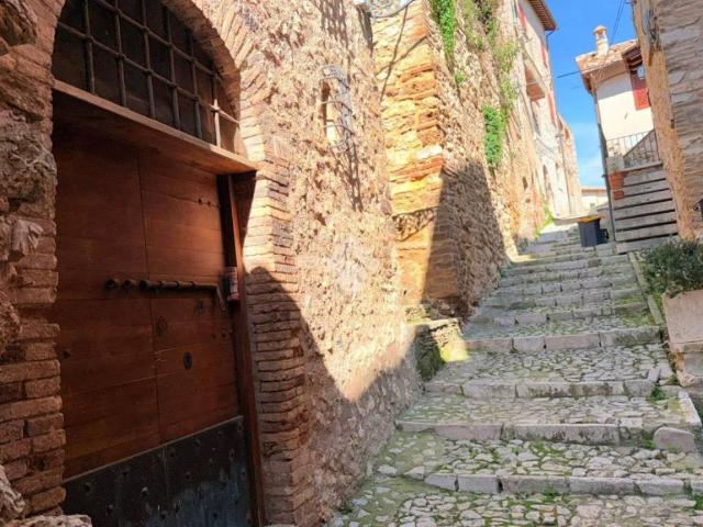 Box in vendita a Casperia, Lazio