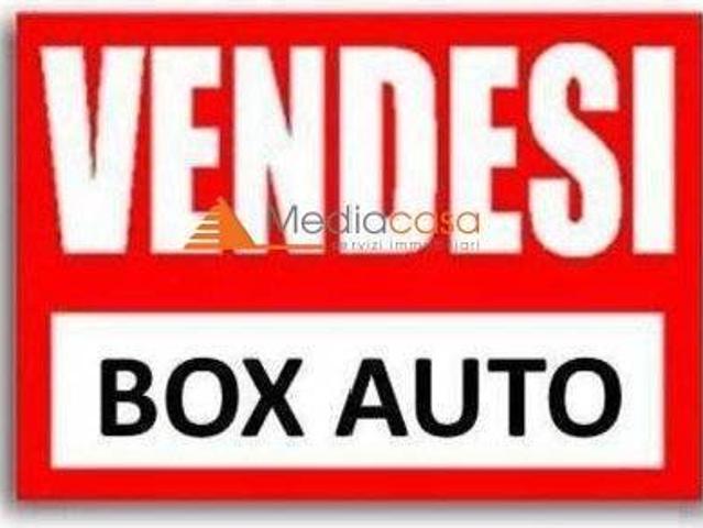 Box in vendita a Cassano D'adda, Lombardia