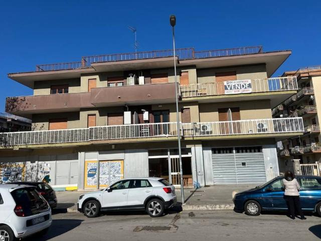 Box in vendita a San Silvestro, Cassino