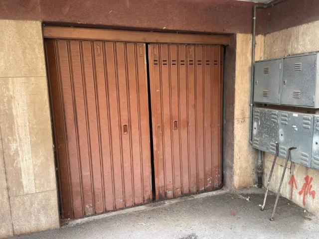 Box in vendita a San Silvestro, Cassino