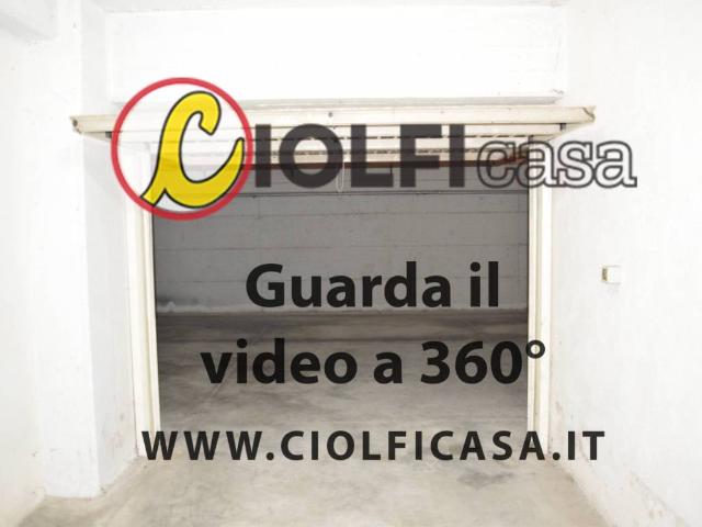 Box in vendita a San Silvestro, Cassino