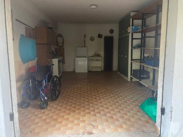 Box in vendita a San Silvestro, Cassino