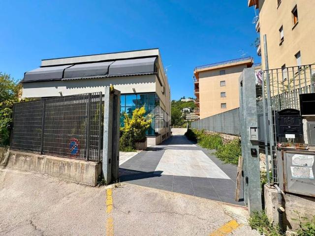 Box in vendita a San Silvestro, Cassino