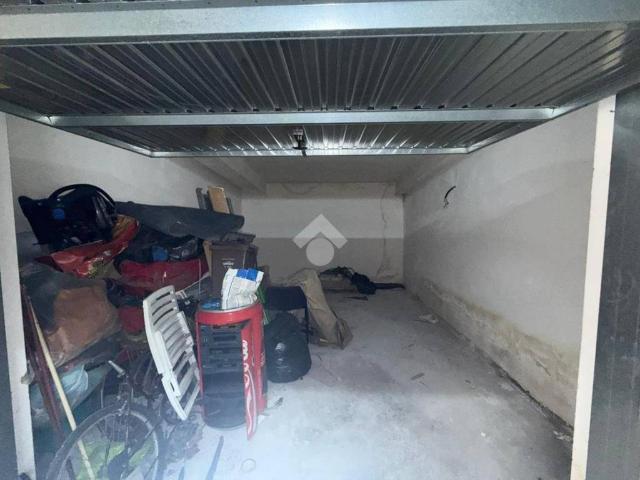 Box in vendita a San Silvestro, Cassino
