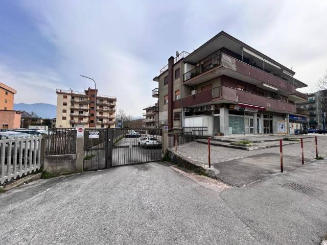 Box in vendita a San Silvestro, Cassino