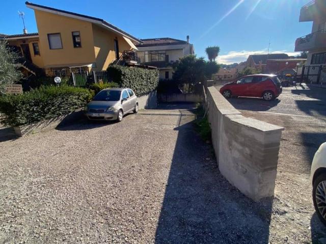 Box in vendita a Casali Scaramelli Manetti, Roma Capitale