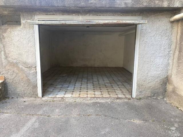 Box in vendita a Castel San Giorgio, Campania