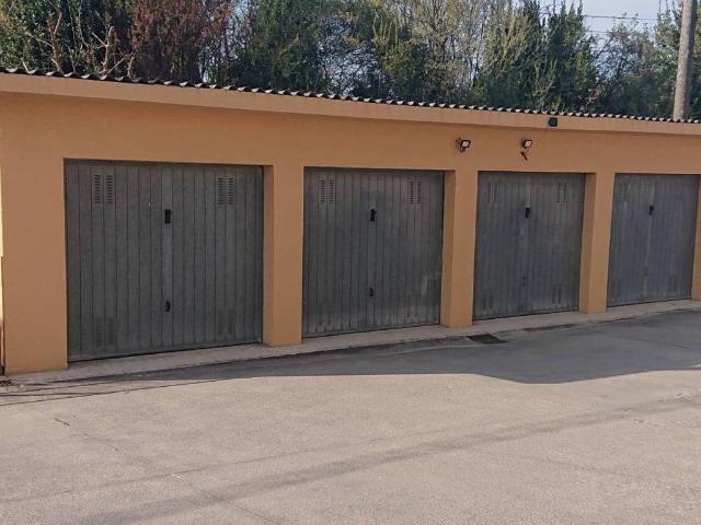 Box in vendita a Casa Nissolo, Castel San Giovanni