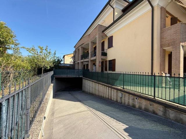 Box in vendita a Castelfranco Emilia, Modena