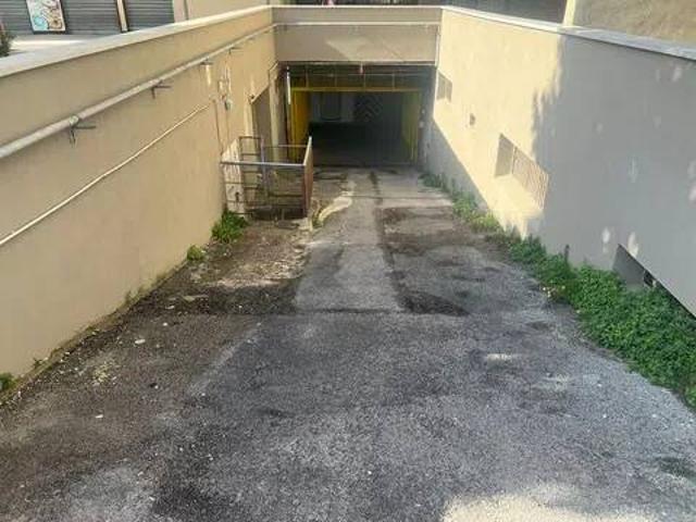 Box in vendita a Pioppaino, Castellammare Di Stabia