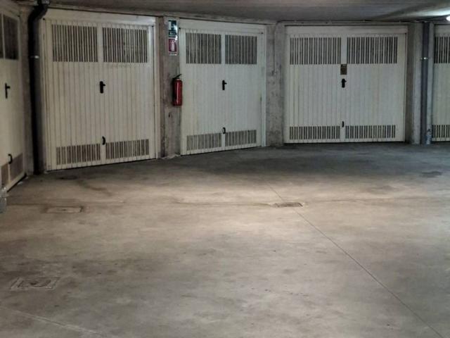 Box in vendita a Castegnate, Castellanza