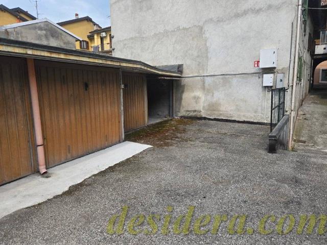 Box in vendita a Piemonte, Novara