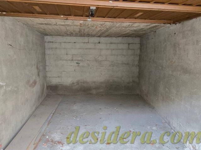 Box in vendita a Piemonte, Novara