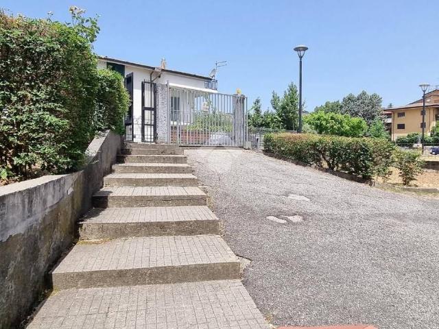 Box in vendita a Calabria, Cosenza